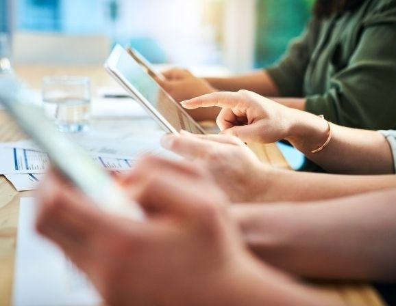 Person logging into the HealthCare.gov portal